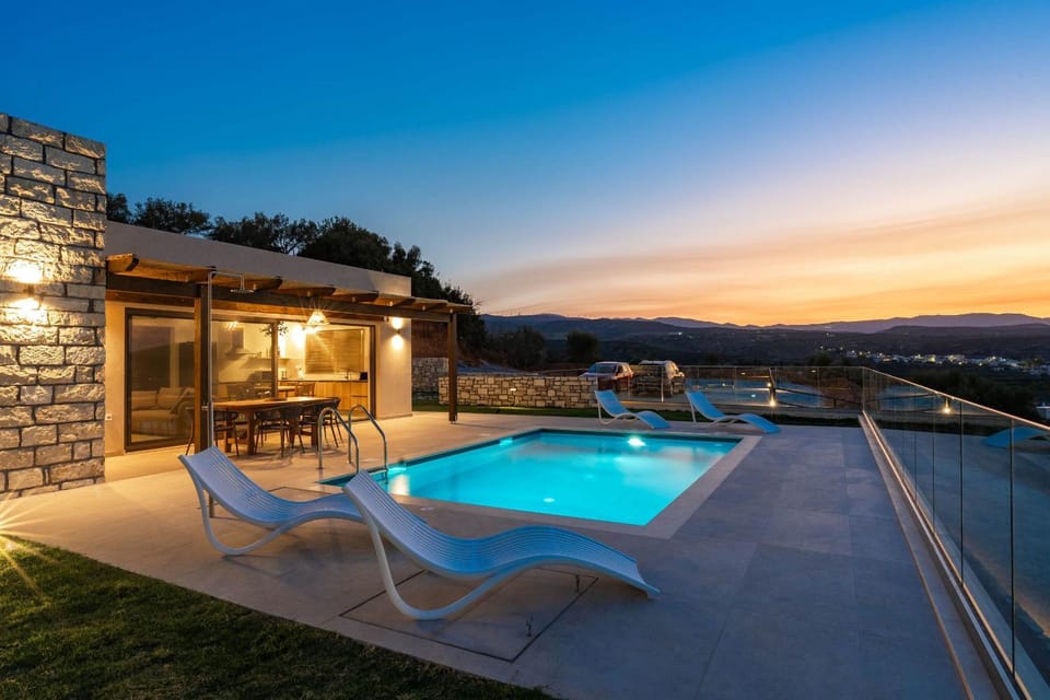 Property building, Patio, Natural landscape, Mountain view, Pool view, Sunset, sunbed