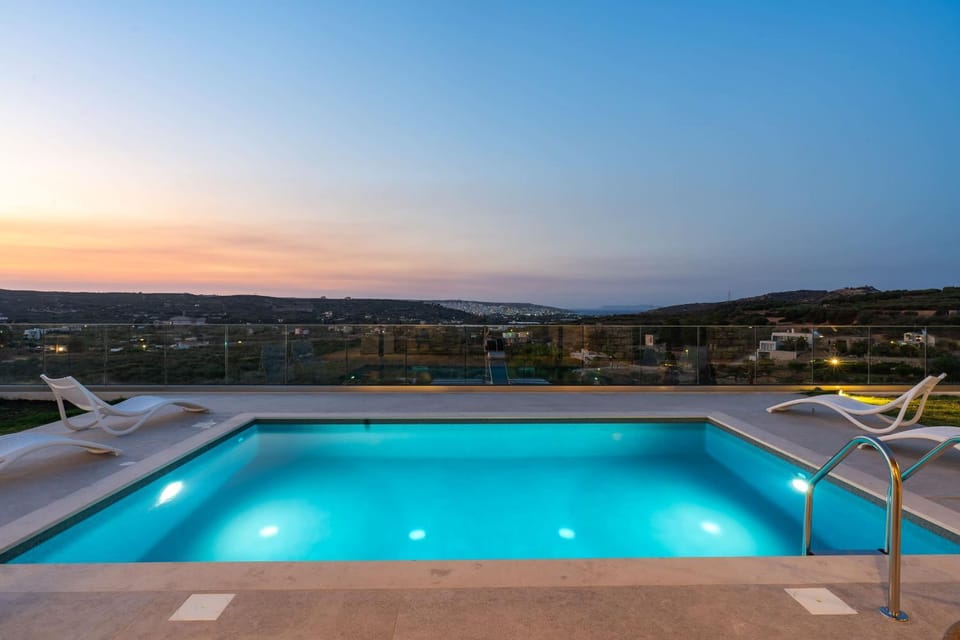 Mountain view, Pool view, Sea view, Swimming pool, Sunset, sunbed