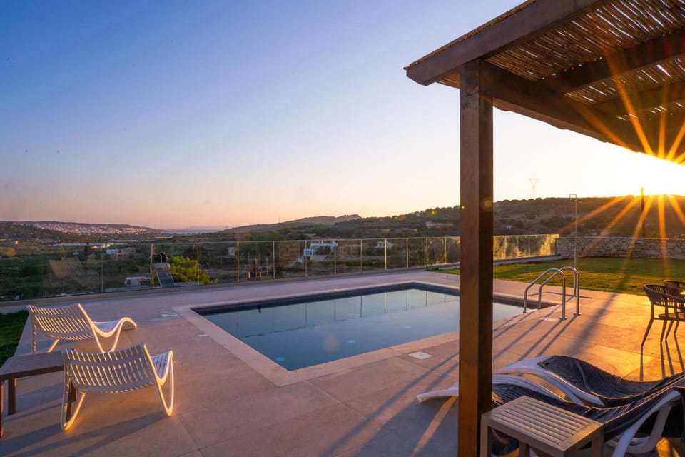 Patio, Natural landscape, Mountain view, Pool view, Sea view, Swimming pool, Sunrise, sunbed
