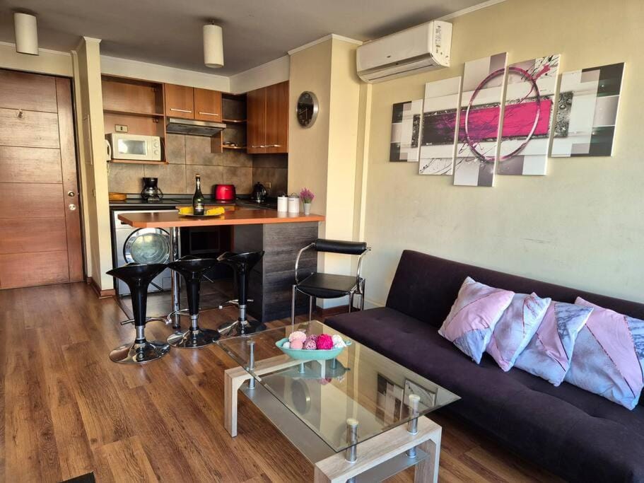 Kitchen or kitchenette, Living room, Seating area, air conditioner