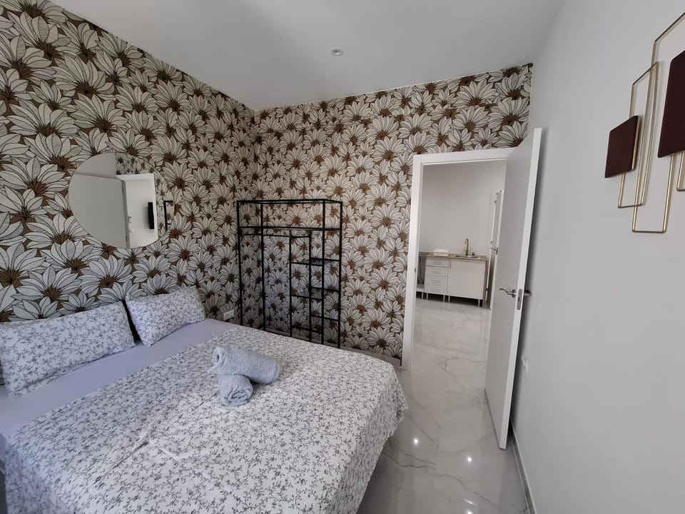 Bed, Photo of the whole room, Bedroom, wardrobe