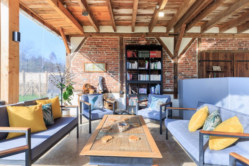 Property building, Living room
