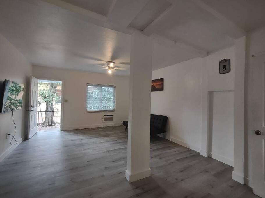 Calle Ocho Urban Getaway Apartment in Coral Gables