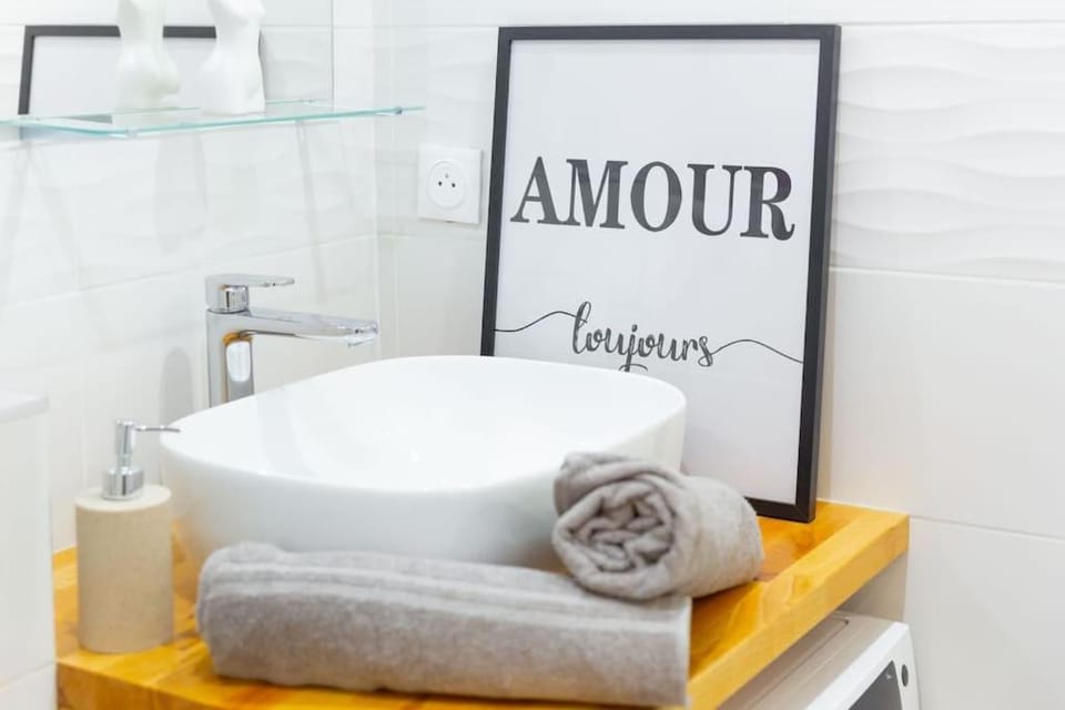 Le Clichy Chic Apartment in Clichy