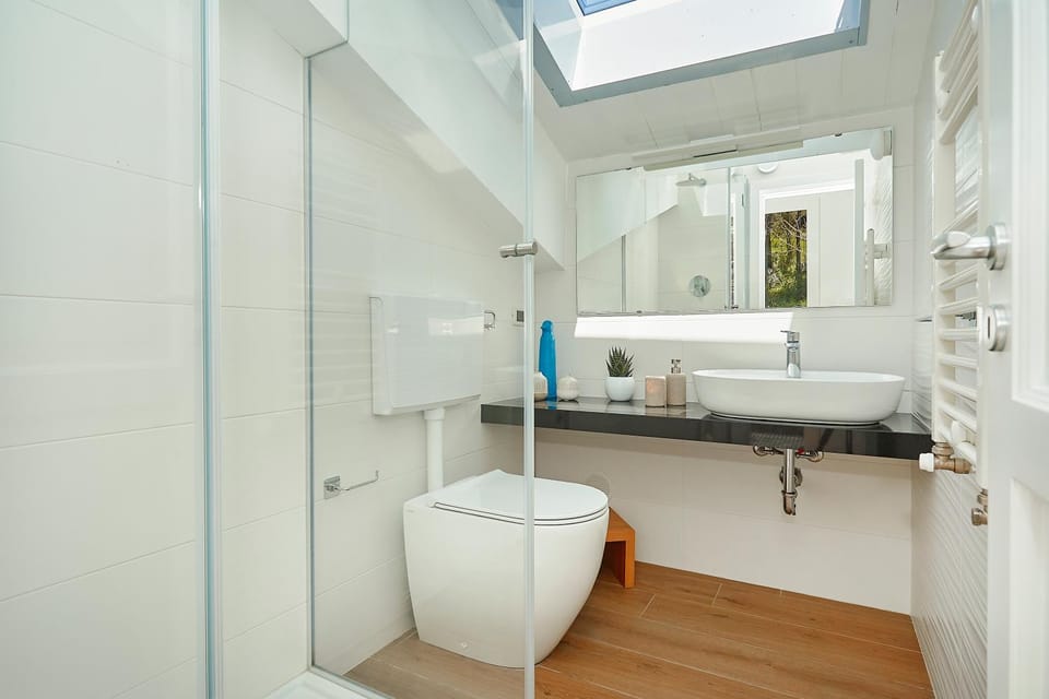 Shower, Toilet, Bathroom