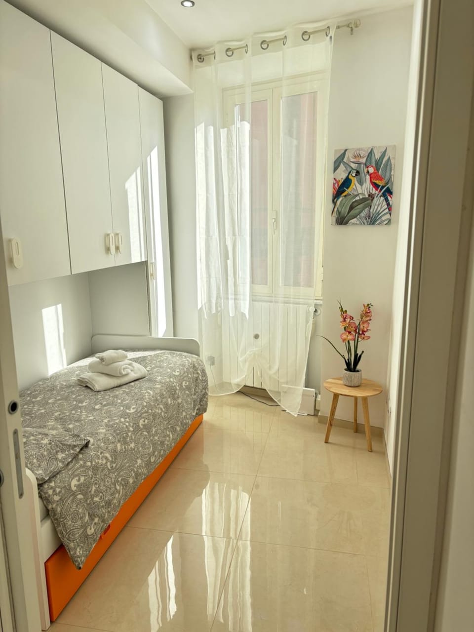 Bedroom, wardrobe