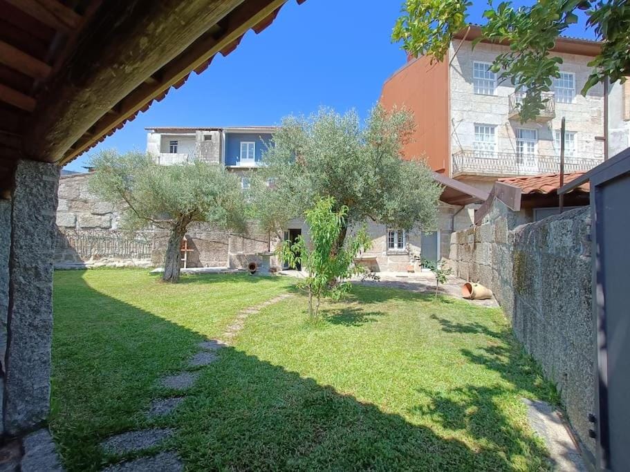 Casa do Jardim House in Guimaraes