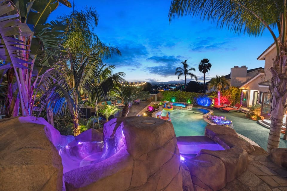 The Palms at Casa Solara House in Rancho Penasquitos