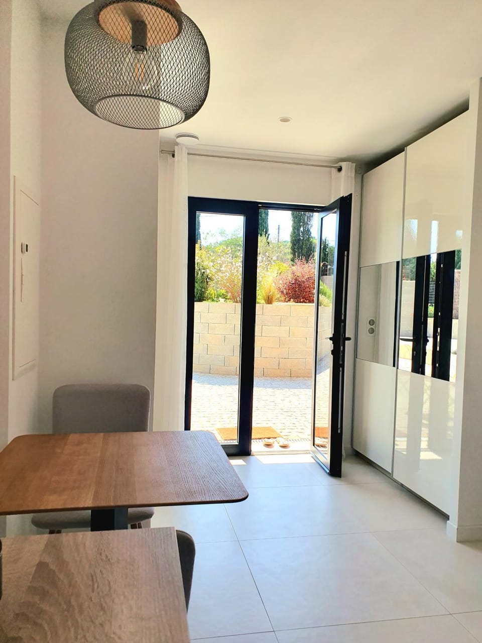 Bas de Villa d'exception - Parking securisé Apartment in Mougins