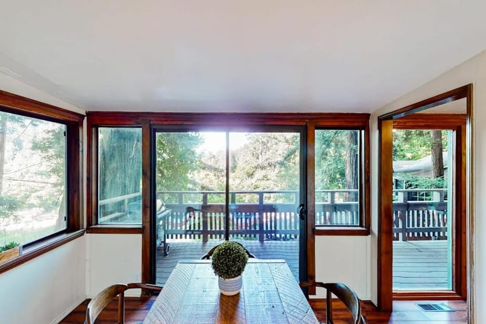 Monte Rio Vista Lodge House in Russian River