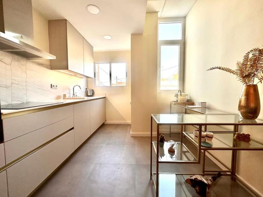 Stylish Ruzafa Market Apartment in Valencia