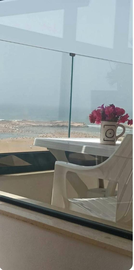 SURFLAND APPARTEMENTS Vue sur mer Pour les familles Apartment in Casablanca-Settat