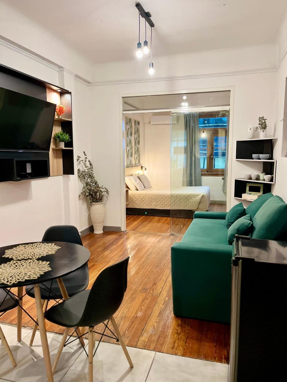 Luminoso y amplio monoambiente en microcentro Apartment in Buenos Aires