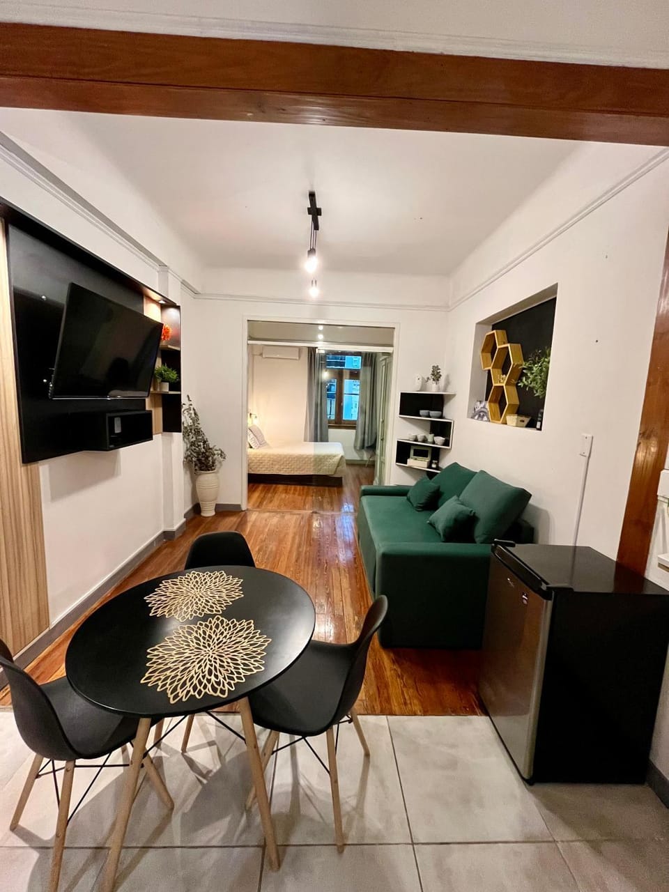 Luminoso y amplio monoambiente en microcentro Apartment in Buenos Aires