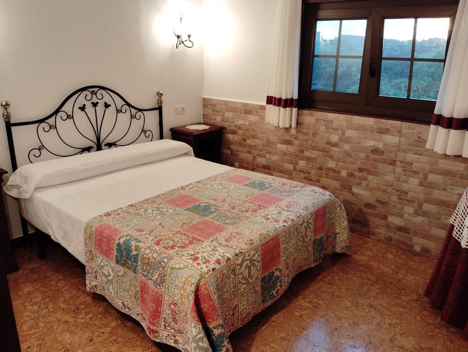 Posada Le Dorat Bed and Breakfast in Santillana del Mar