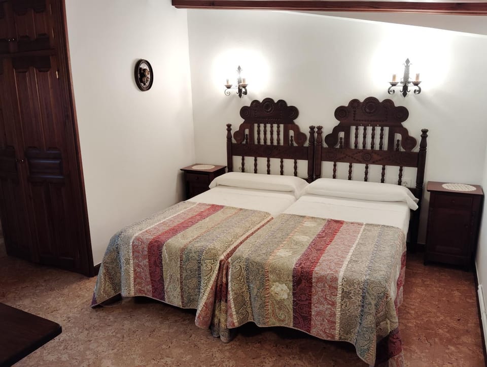 Posada Le Dorat Bed and Breakfast in Santillana del Mar