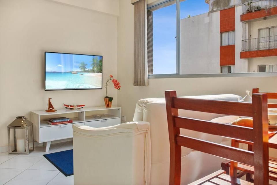 TV and multimedia, View (from property/room), Living room, Dining area