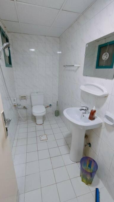 KAM - Female Partitions only Apartment in Al Sharjah