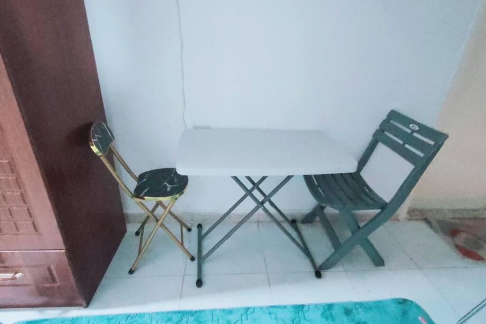KAM - Female Partitions only Apartment in Al Sharjah