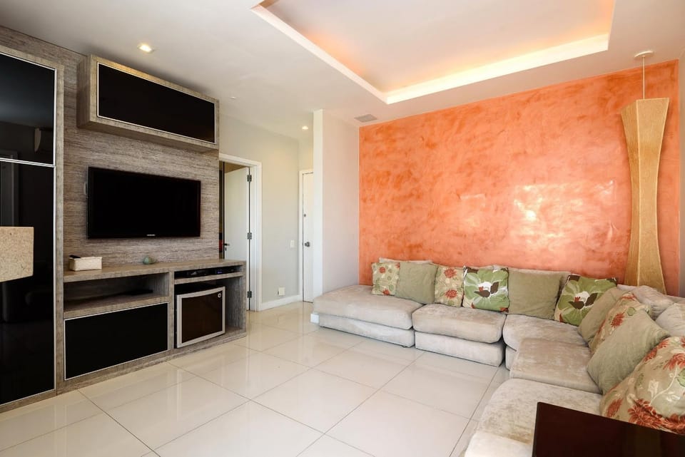 2 Suites by the Sea With Pool | LC 6250/1203 Apartment in Rio de Janeiro