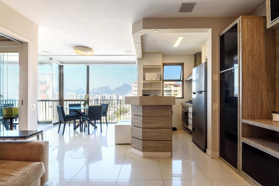 2 Suites by the Sea With Pool | LC 6250/1203 Apartment in Rio de Janeiro