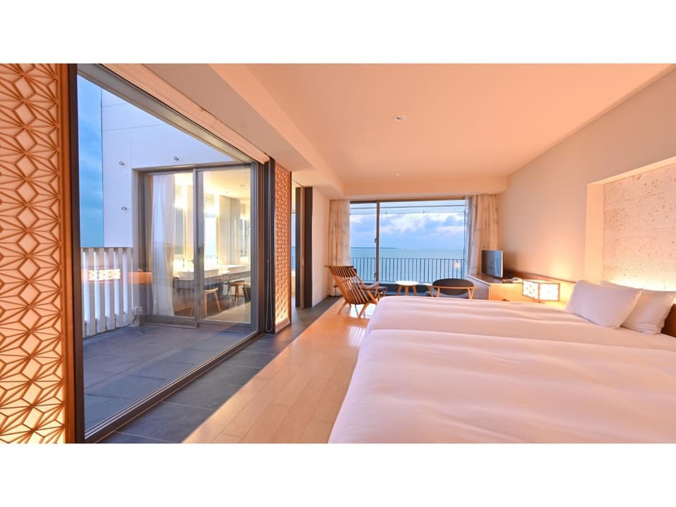 Beach Hotel Sunshine Ishigakijima - Vacation STAY 59962v Hotel in Okinawa Prefecture