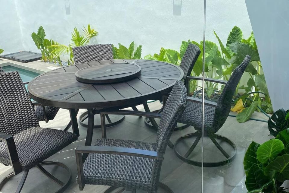 Patio, Seating area, Dining area