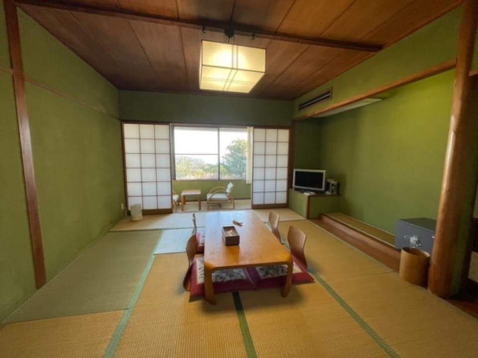 THE RETREATMENT YUGAWARA - Vacation STAY 86818v Hotel in Kanagawa Prefecture