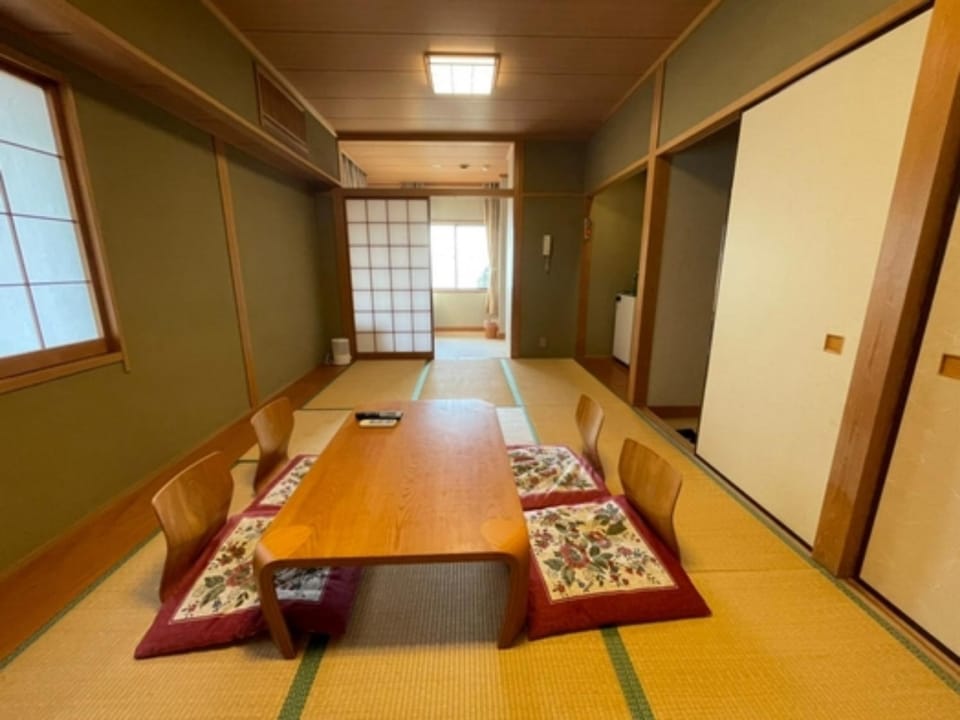 THE RETREATMENT YUGAWARA - Vacation STAY 91400v Hotel in Kanagawa Prefecture
