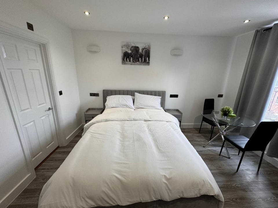 Ria Vacation rental in Nottingham
