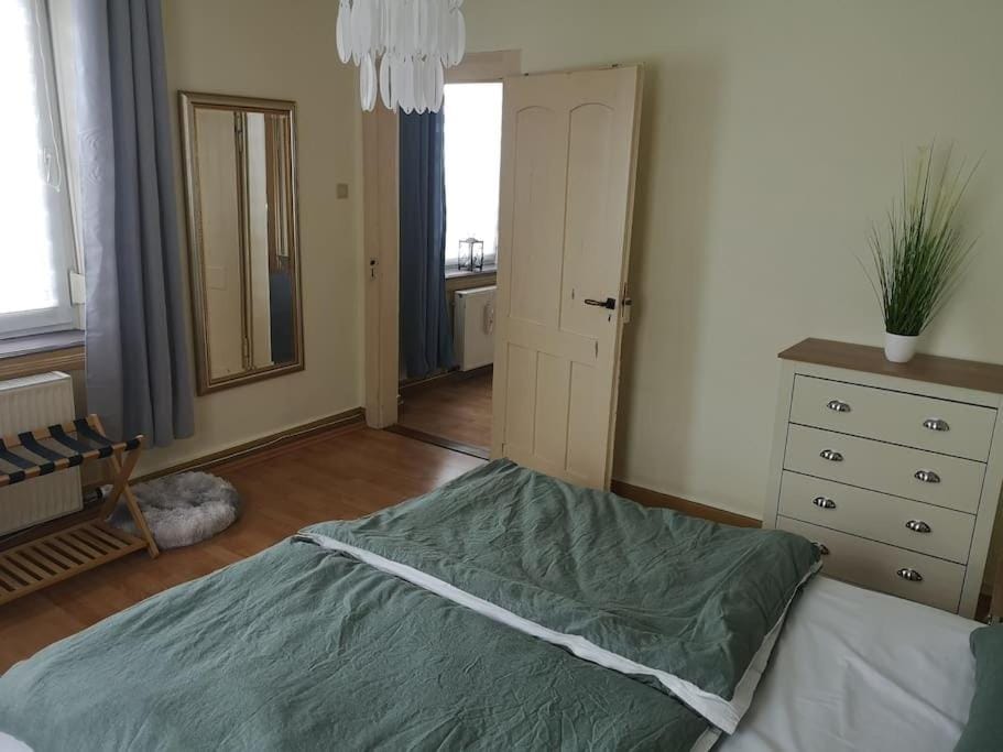 Vier Zimmer Appartment mit Küche & Bad Apartment in Ravensburg