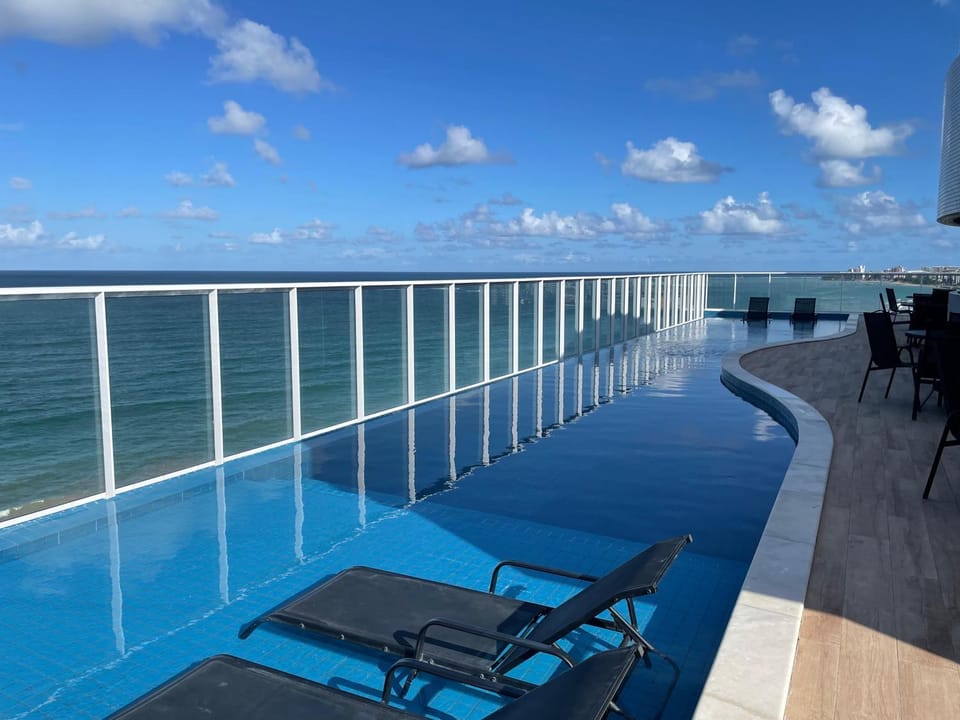Day, Natural landscape, View (from property/room), Pool view, Sea view, Swimming pool, sunbed