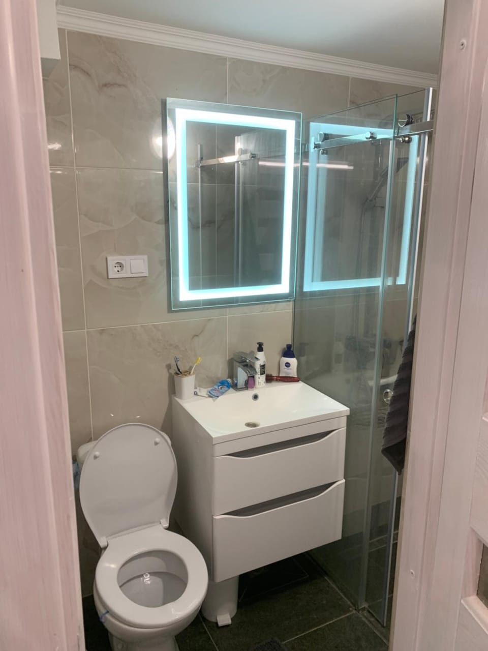 Toilet, Bathroom