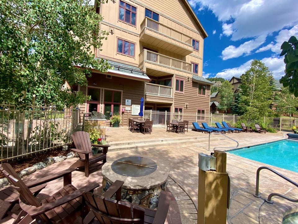 Red Hawk Lodge 2210 by SummitCove Lodging in Colorado House in Keystone