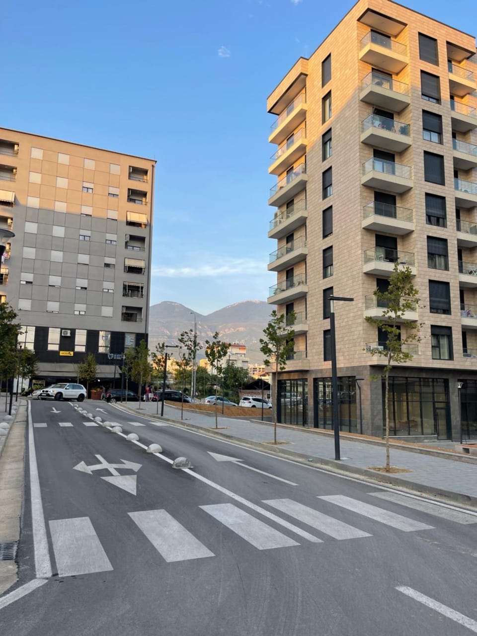 Property building, Street view, Location