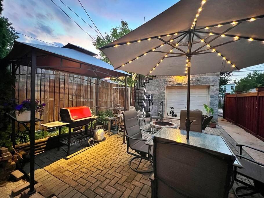 Garden, Balcony/Terrace