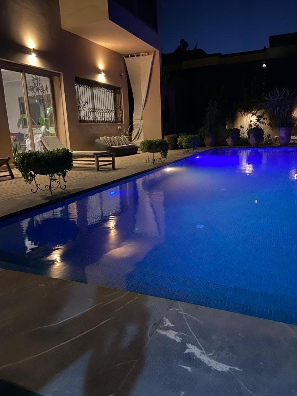 Night, Pool view