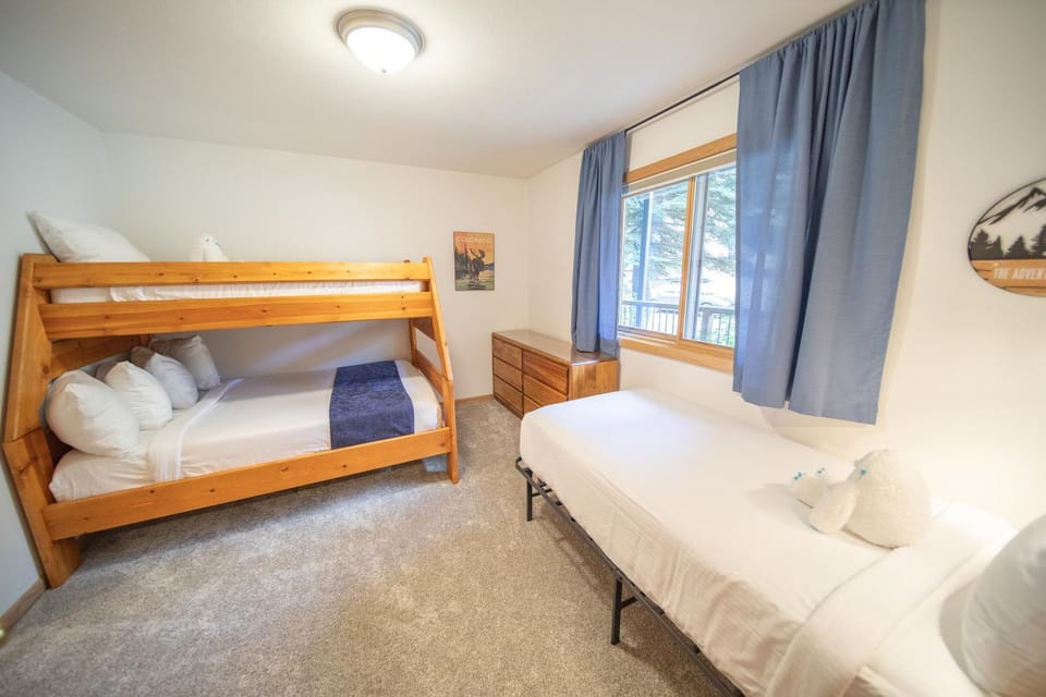 Snowdance B102 by SummitCove Lodging in Colorado House in Keystone