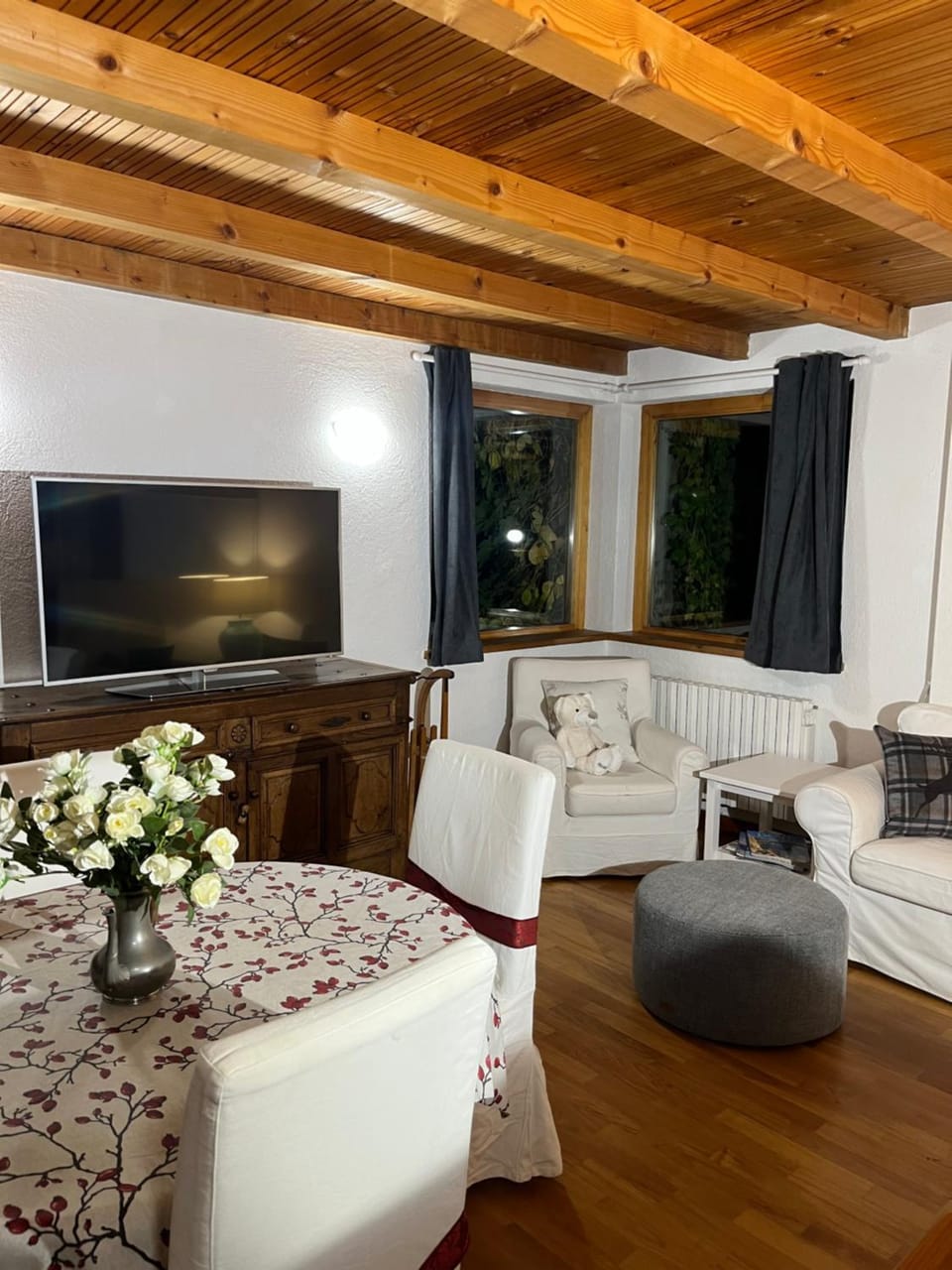 Chalet Blanc Le Duplex Apartment in Courmayeur