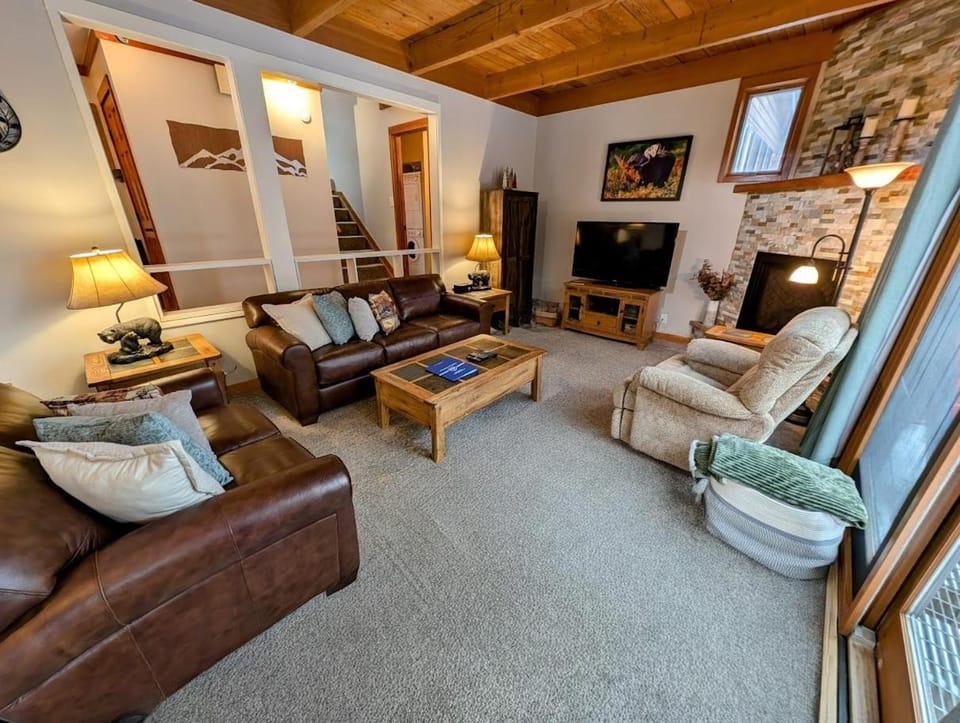 Tennis Townhomes 1314 by SummitCove Lodging in Colorado House in Keystone