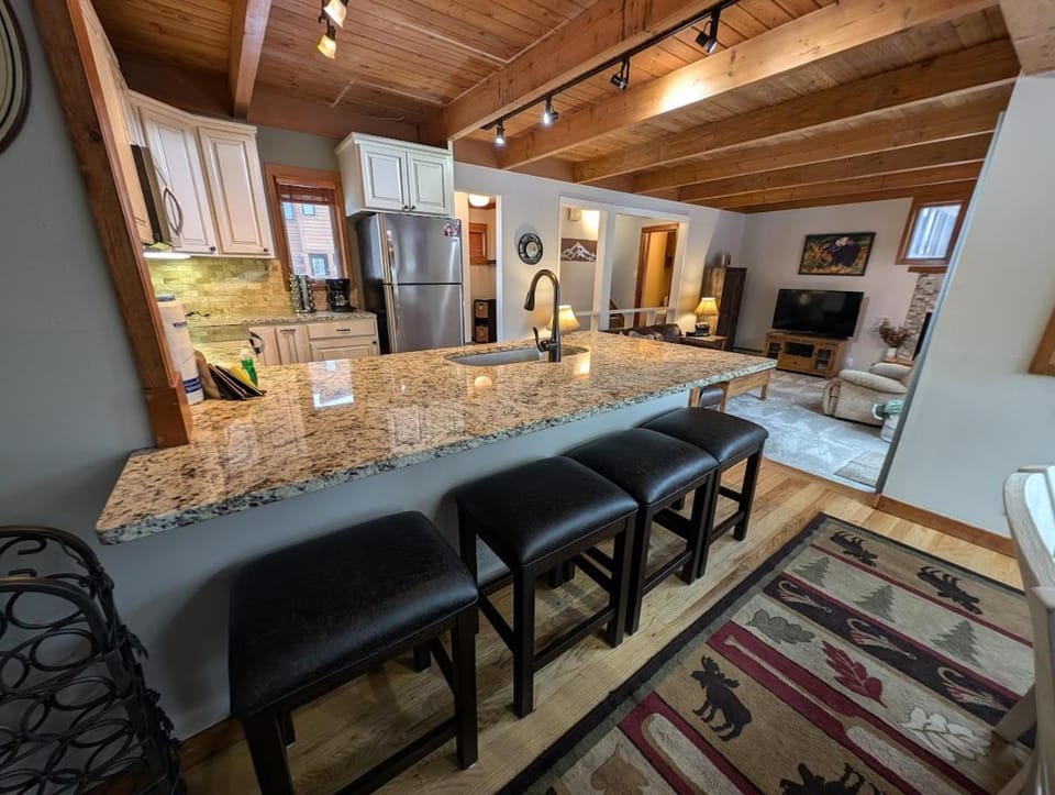 Tennis Townhomes 1314 by SummitCove Lodging in Colorado House in Keystone