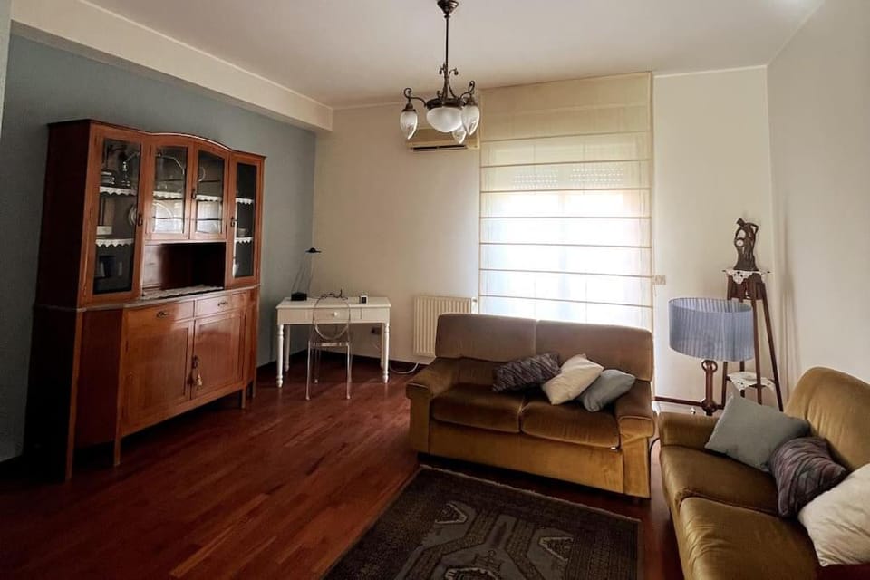 Living room, Seating area, Evening entertainment