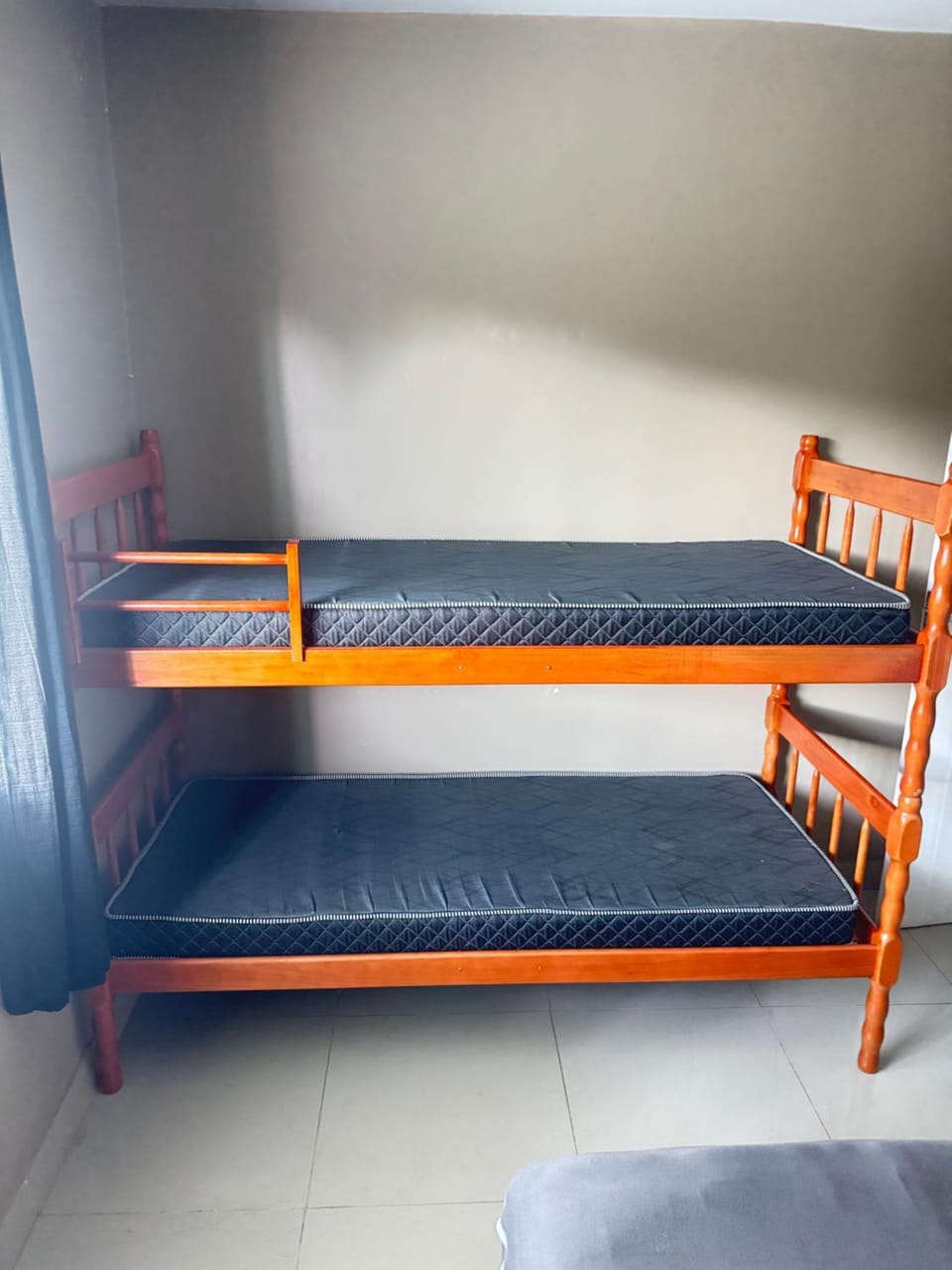 Bedroom, bunk bed