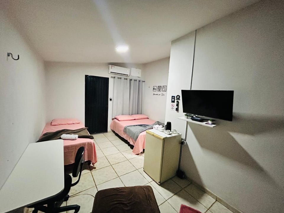 Bed, TV and multimedia, Living room, Photo of the whole room, Bedroom