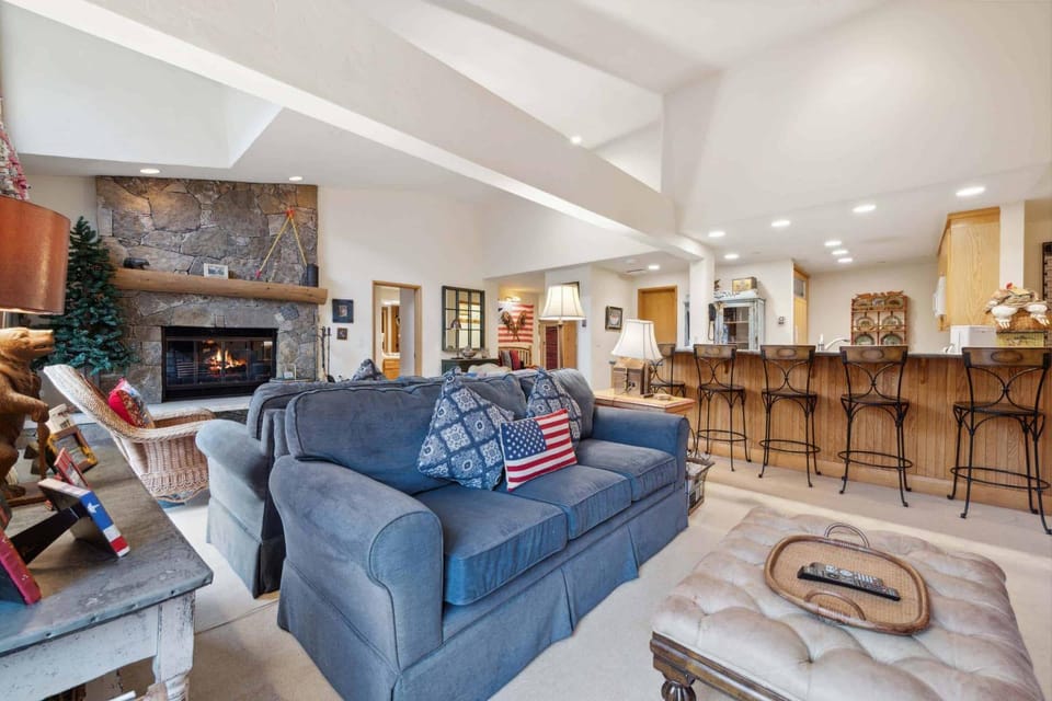 The Charter at Beaver Creek E430 Apartment in Beaver Creek