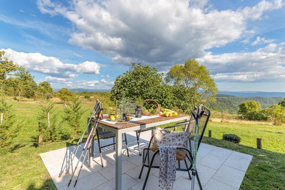 Garden, Seating area