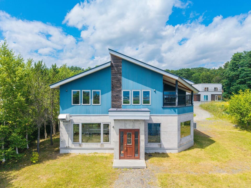 Property building, Natural landscape