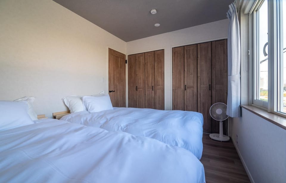 Bed, Bedroom, wardrobe