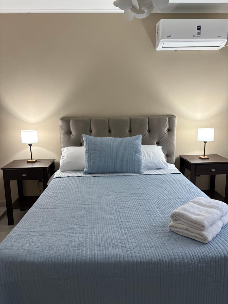 Bed, Photo of the whole room, Bedroom, towels, air conditioner
