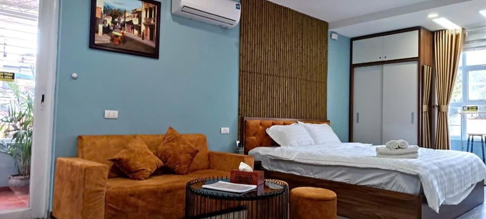 Bed, Living room, Bedroom, air conditioner
